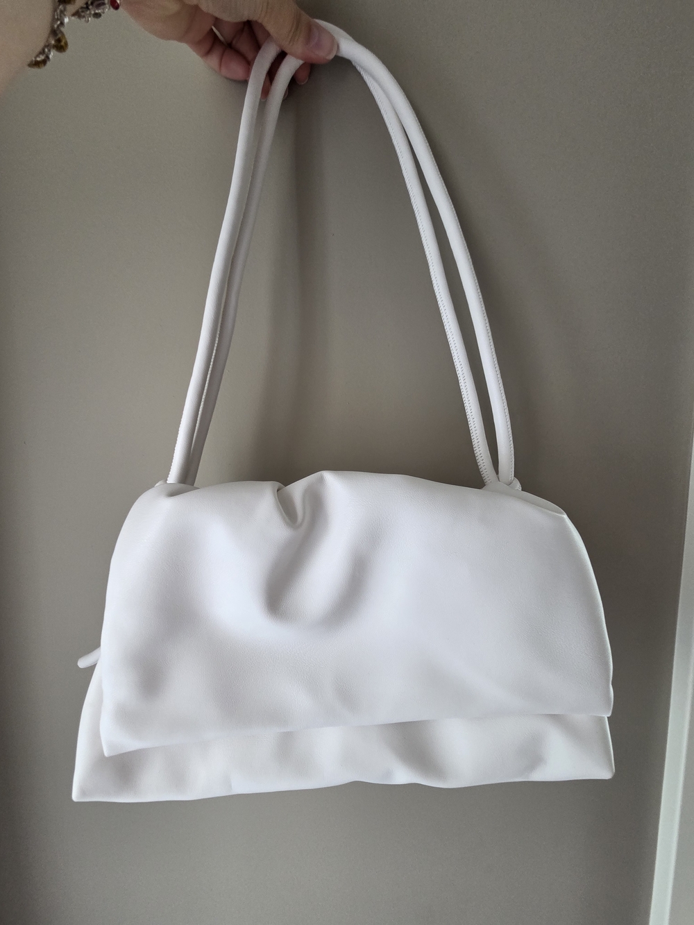 H&M White Padded Shoulder Bag